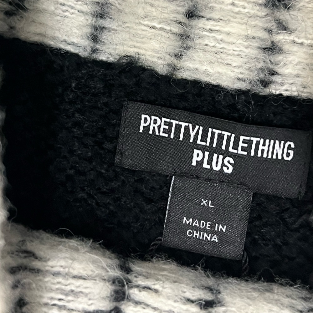 XL Prettt Little Thing black sweater